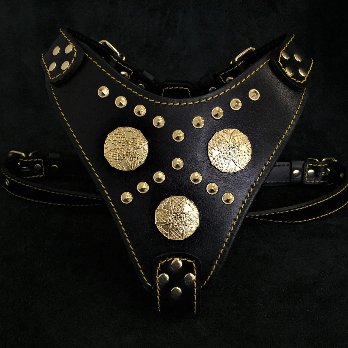 Bestia The "Maximus" harness black & gold — Obroże, smycze i szelki